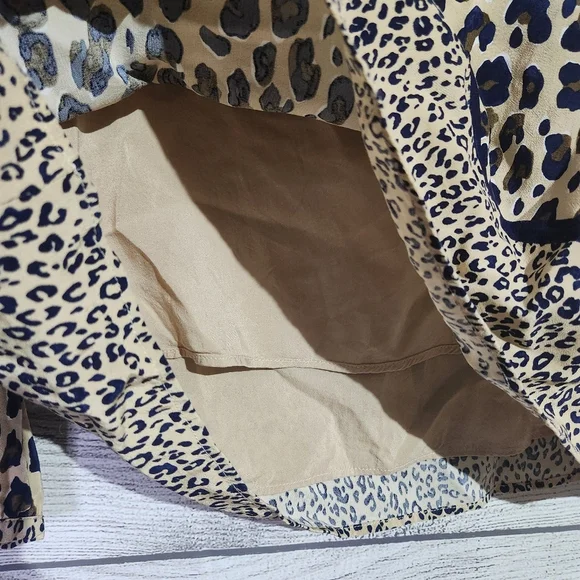 Vineyard Vines Leopard Print Women's Top, Size S - Picture 4 of 11